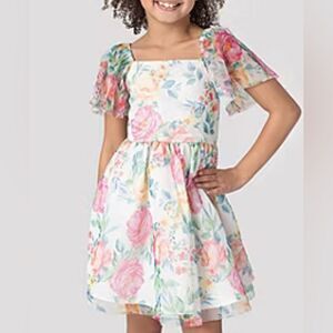 Rare editions floral flutter sleeve dress size 6